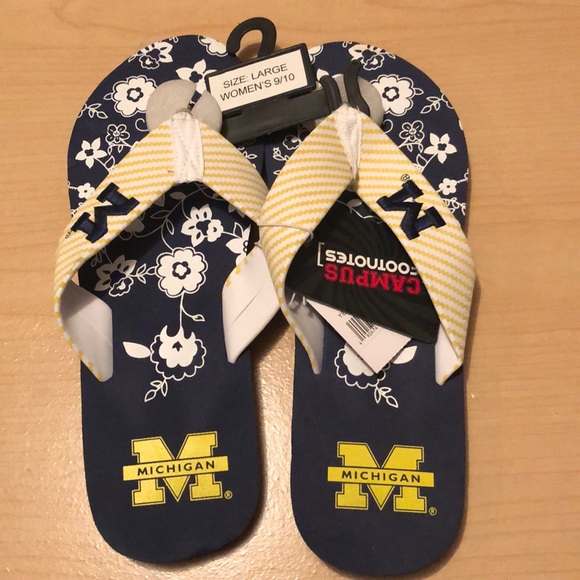 University of Michigan flip-flops - Picture 1 of 1